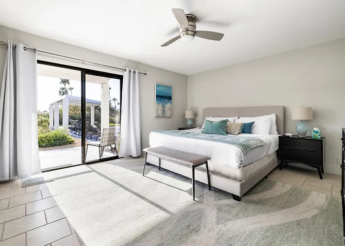 Private Acre Of Fun: Nine Hole Golf Course Pickleball Court Pool Table Heated Swimming Pool Holiday home Scottsdale
